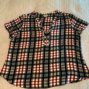 Van Heusen extra large short sleeve top.